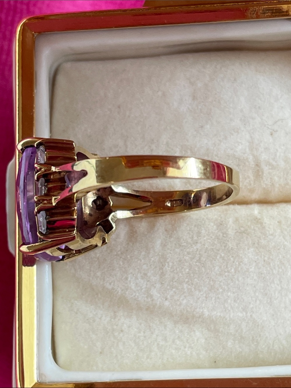 Vtg. 925 Sterling Silver Gold HC Hollywood Collection Cushion-Cut Amethyst Ring - Picture 9 of 11